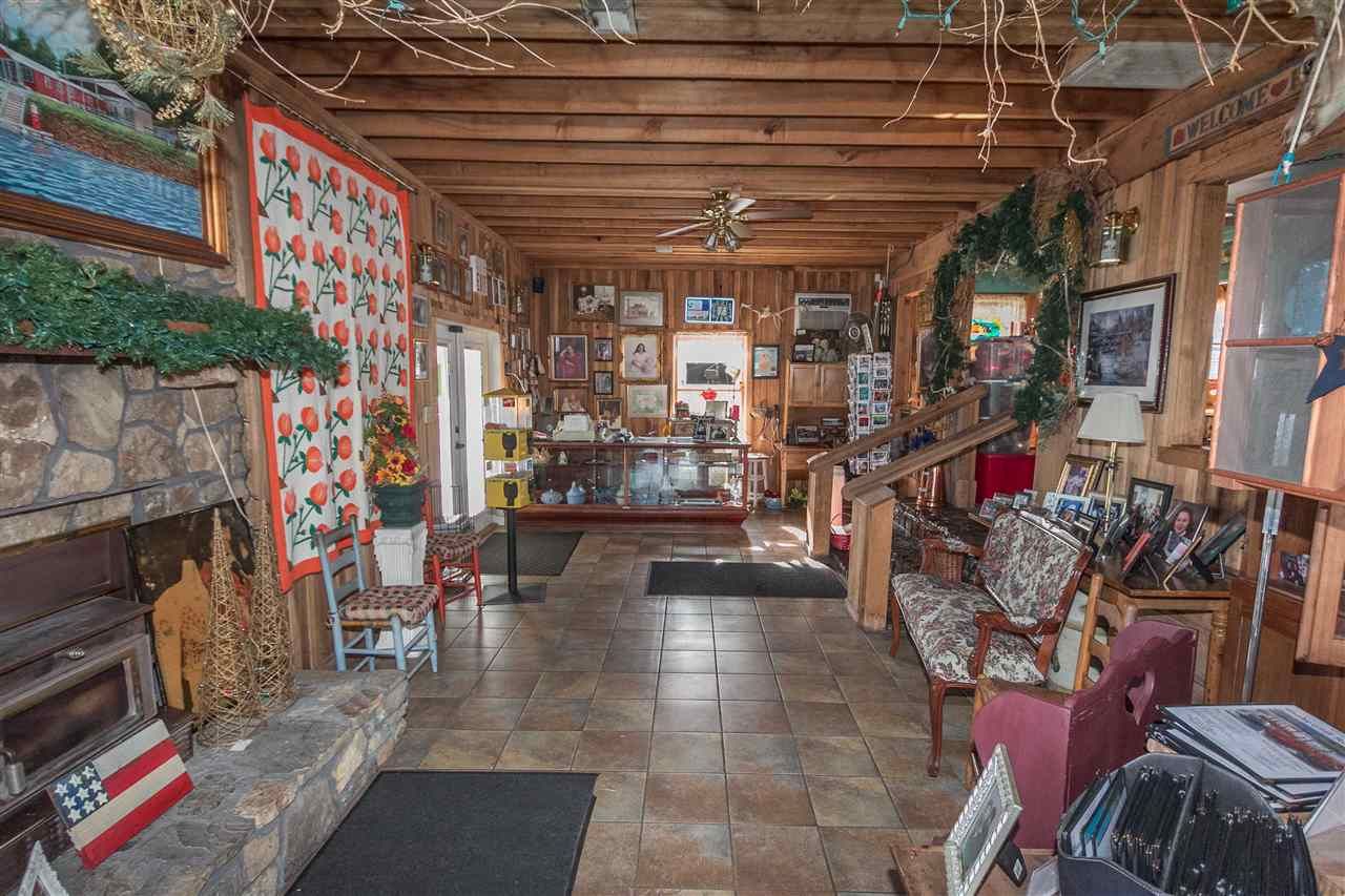 530 Lake Malone Rd, Lewisburg, KY 42256